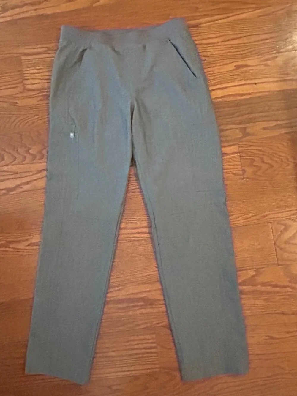 Figs Axim Straight-Leg Cargo Scrub Pant Mens Size Medium Medical Dental Vet
